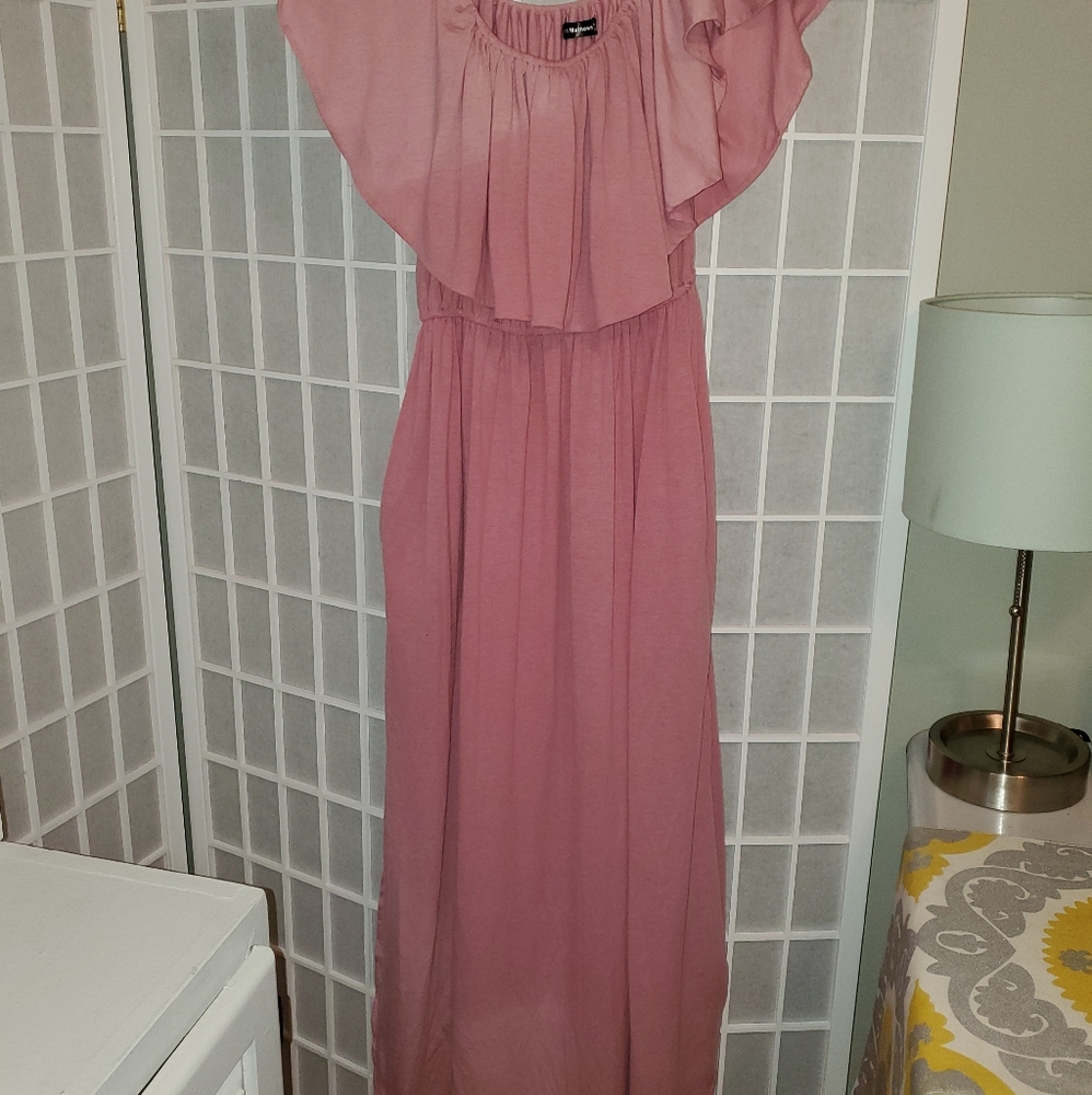Women's pink maxi dress